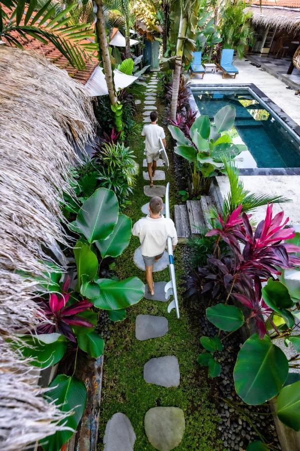 Seaside Tribe - Boutique Surf Stay & Retreat Tanah Lot Exteriér fotografie