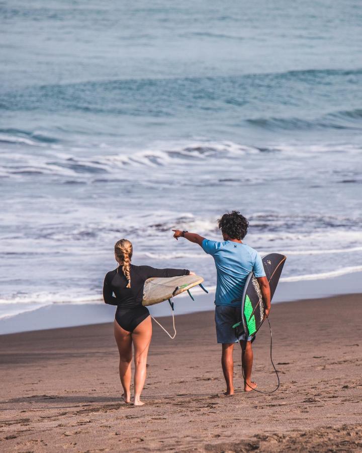 Seaside Tribe - Boutique Surf Stay & Retreat Tanah Lot Exteriér fotografie